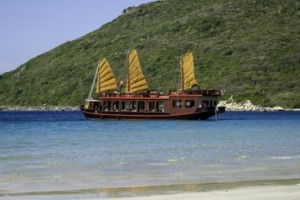 Nha Trang Emperor Cruises